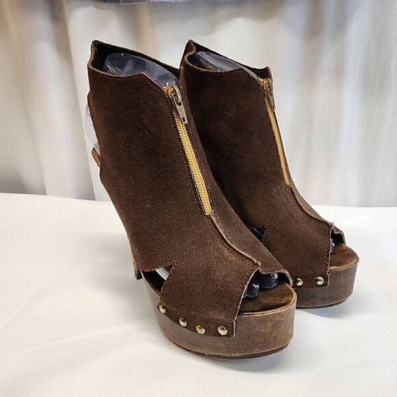 Charles David Size 37 Gabriela Brown Suede Platform Peep Toe Heels (a) - Picture 1 of 10
